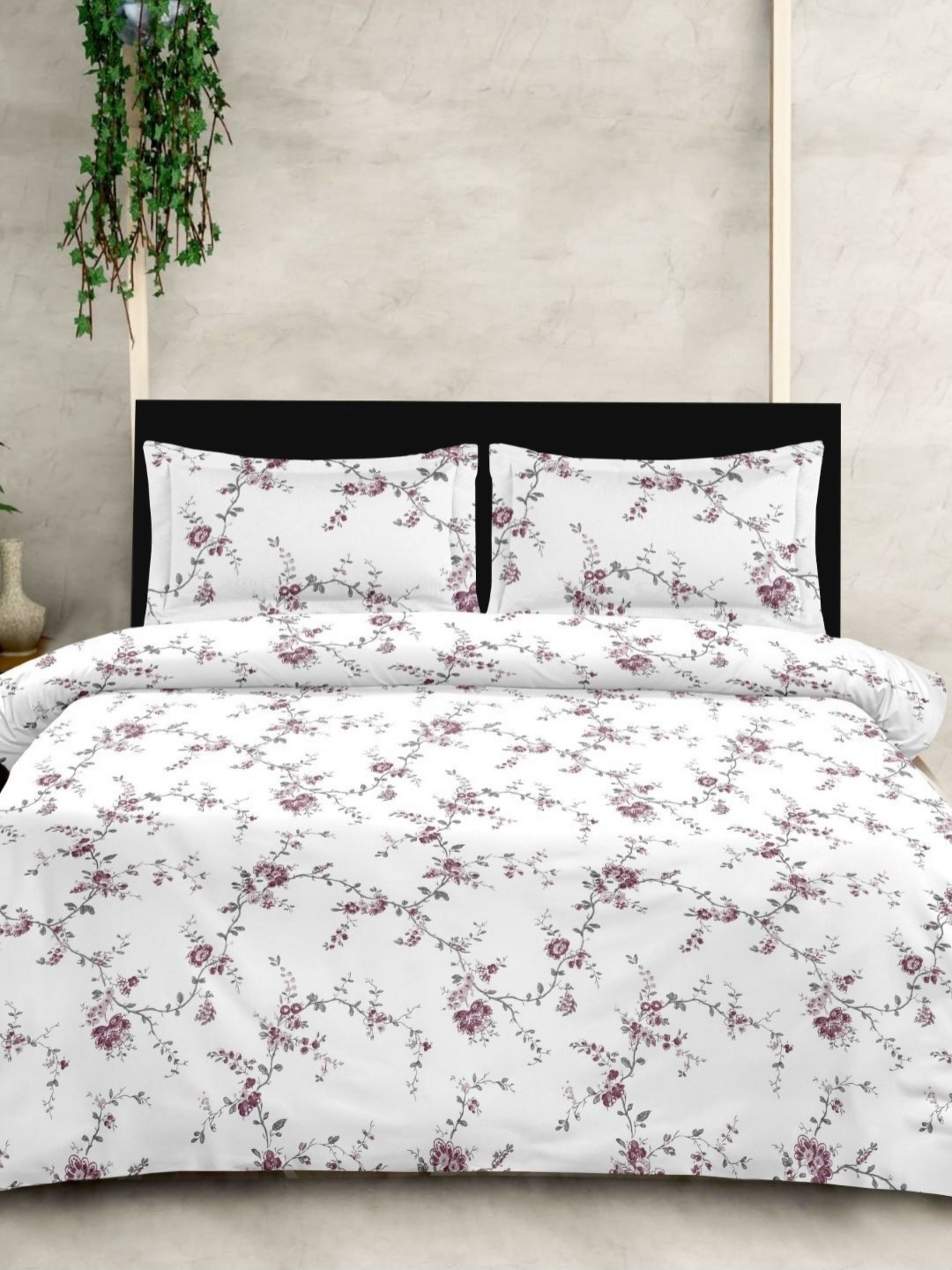 

Sleeping Owls- because your sleep matters White & Pink Floral 210 TC King Bedsheet with 2 Pillow Covers