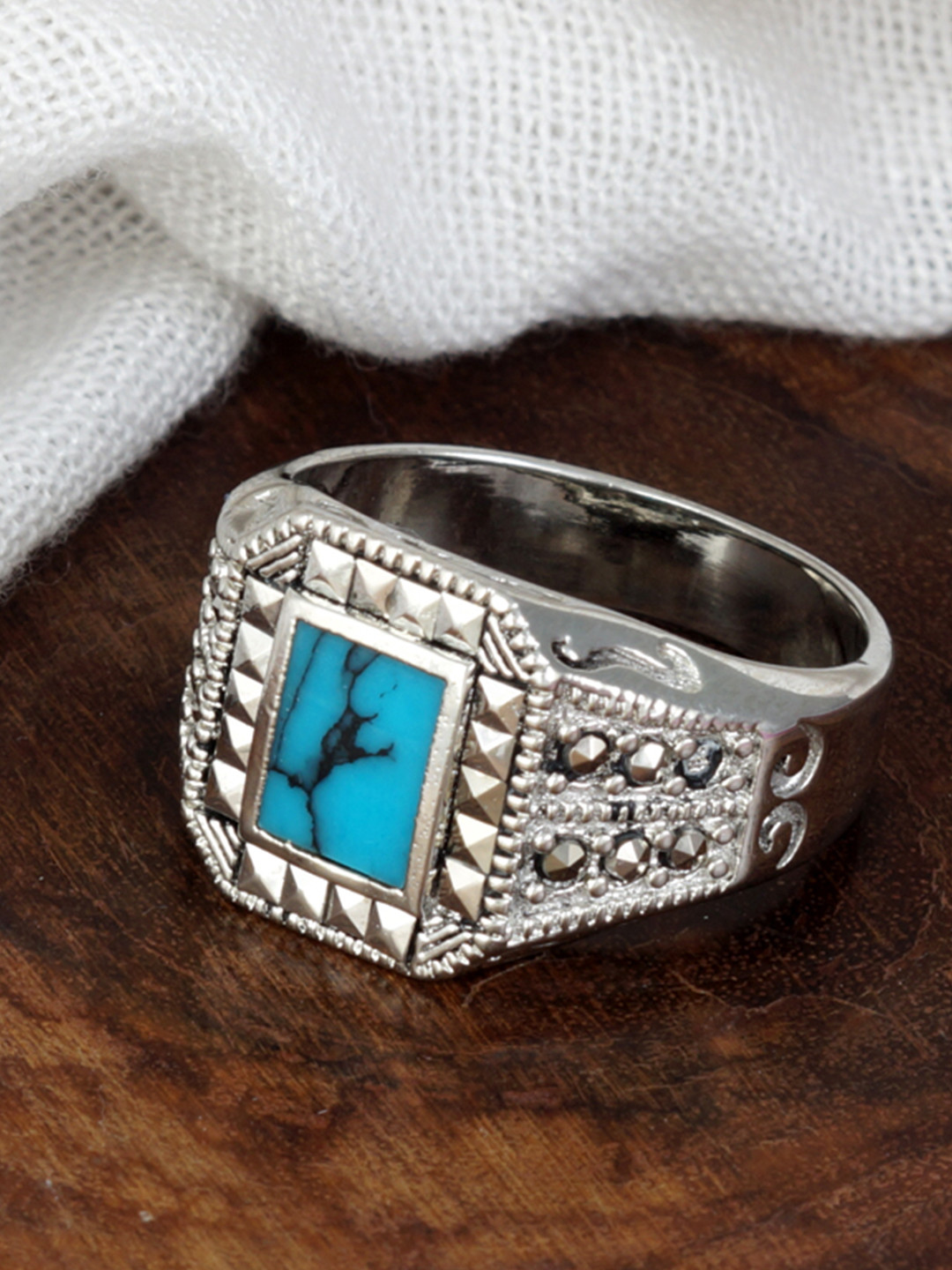 

Tuanz Silver Jewelry Men 925 Sterling Silver Rhodium-Plated Cubic Zircon-Studded Ring