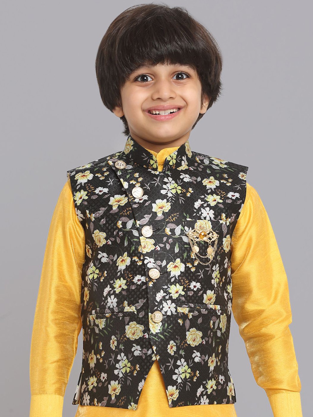 

CENSAL Boys Floral Printed Mandarin Collar Satin Waistcoat With Brooch, Black