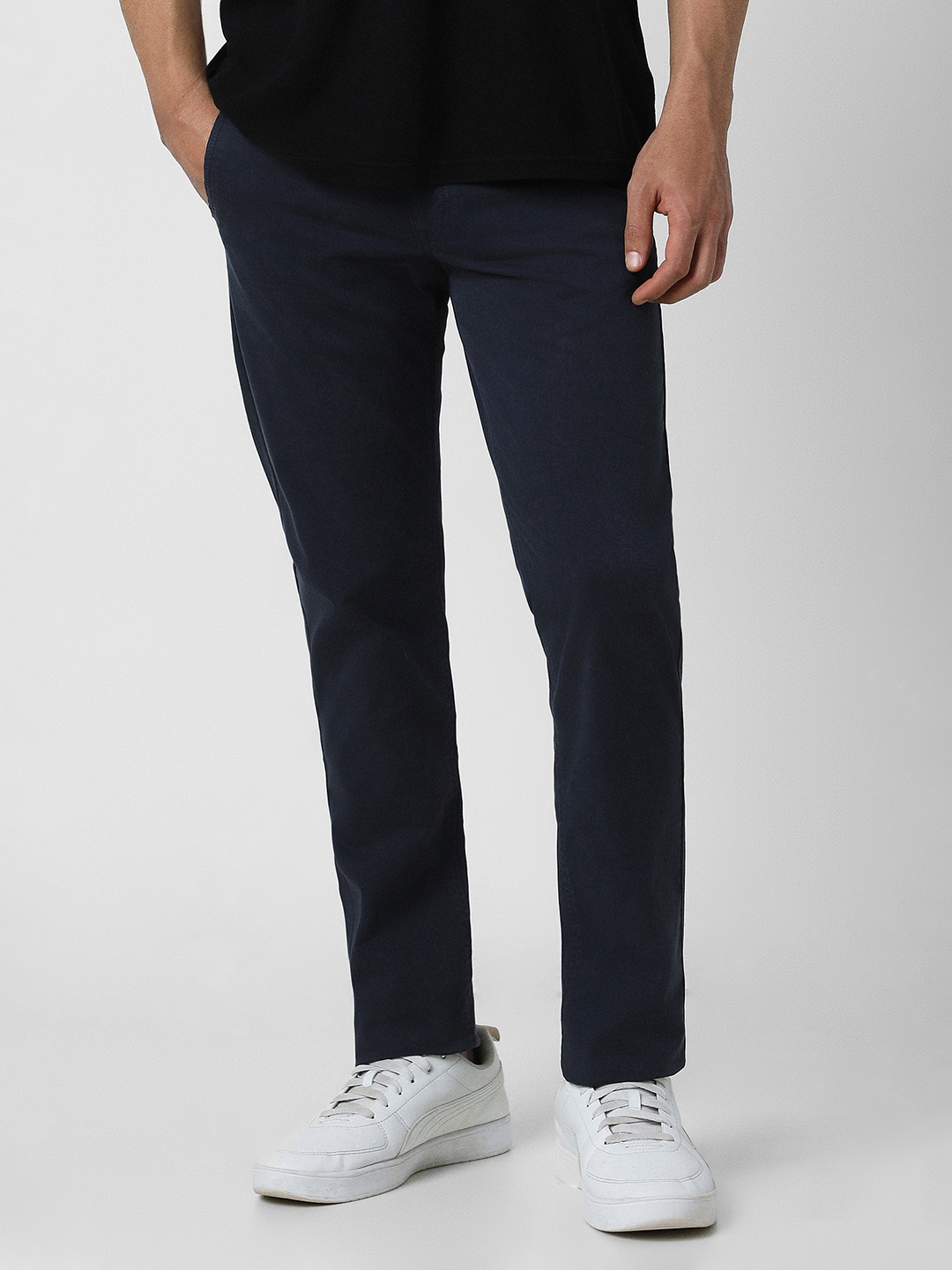 

Van Heusen Sport Men Slim Fit Trousers, Navy blue