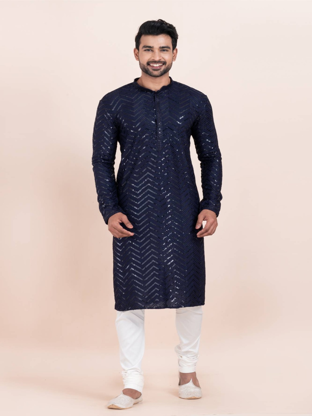 

ROOTED LIBAAS Men Ethnic Motifs Embroidered Regular Sequinned Kurta with Pyjamas, Navy blue