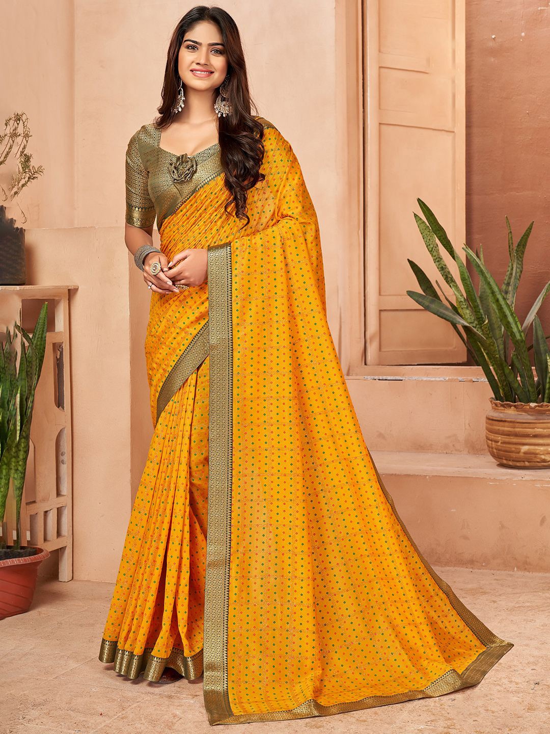 

Mitera Bandhani Zari Silk Blend Bandhani Saree, Yellow