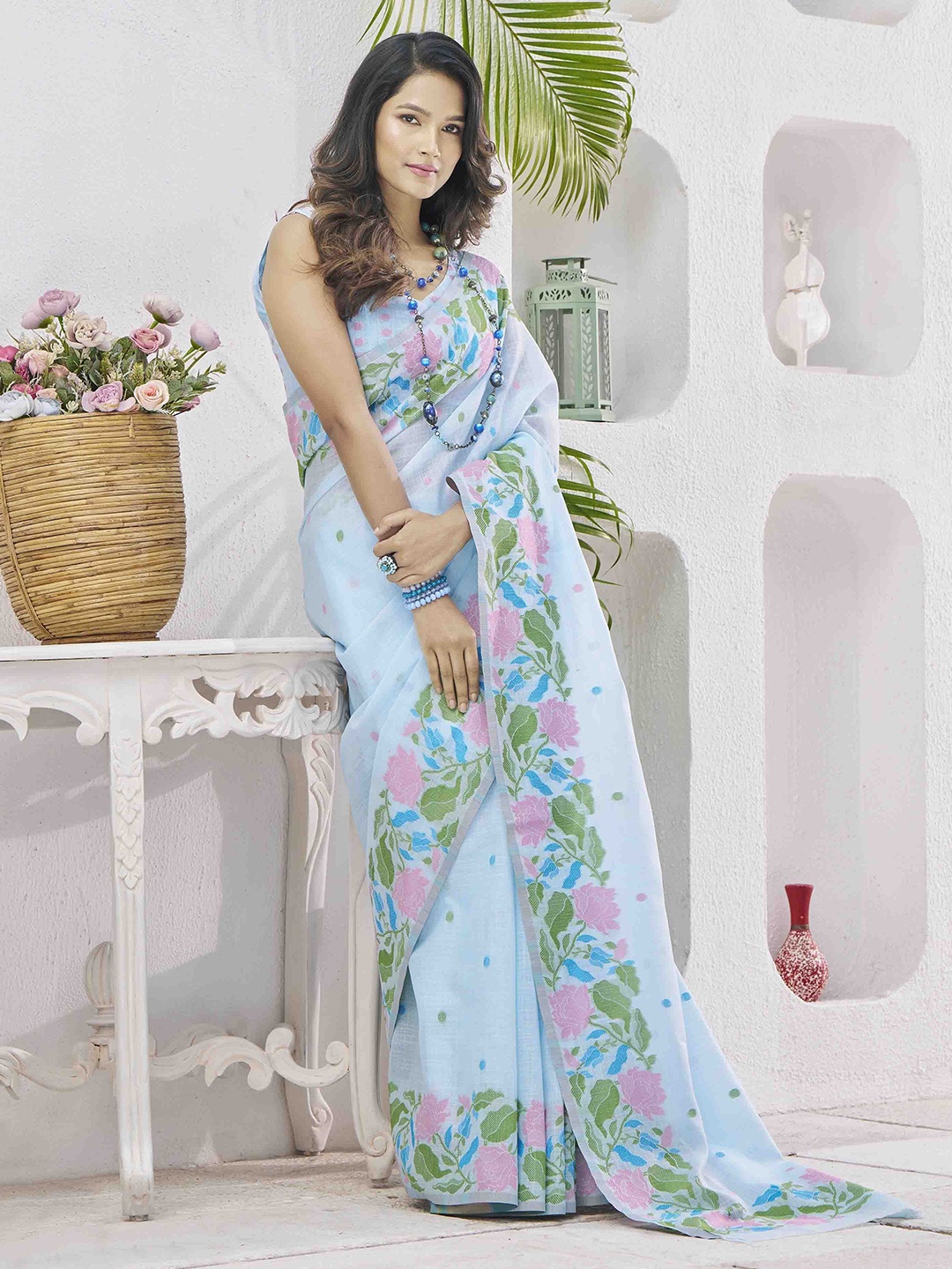 

KIMISHA Floral Linen Blend Saree, Blue