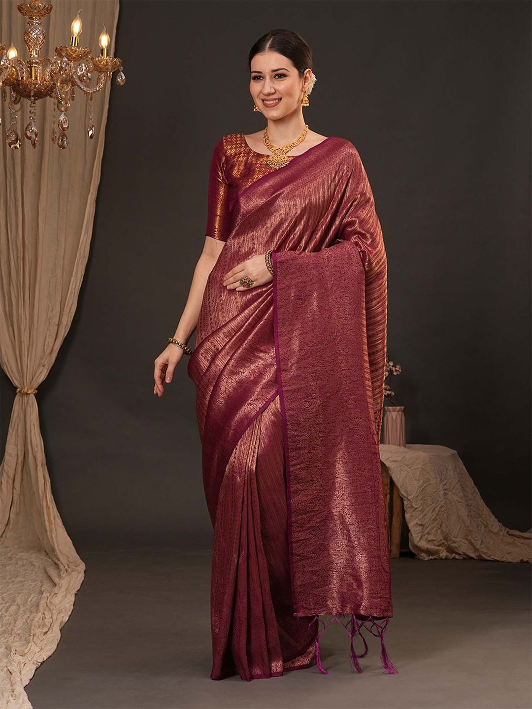 

Mitera Woven Design Zari Silk Blend Kanjeevaram Saree, Maroon