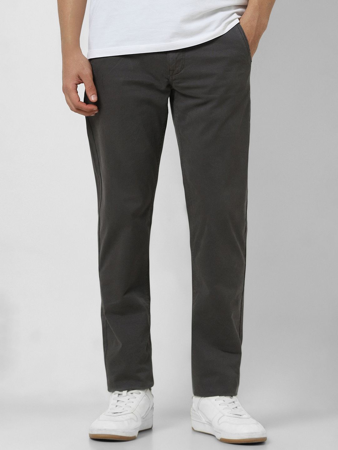 

Van Heusen Sport Men Slim Fit Trousers, Charcoal