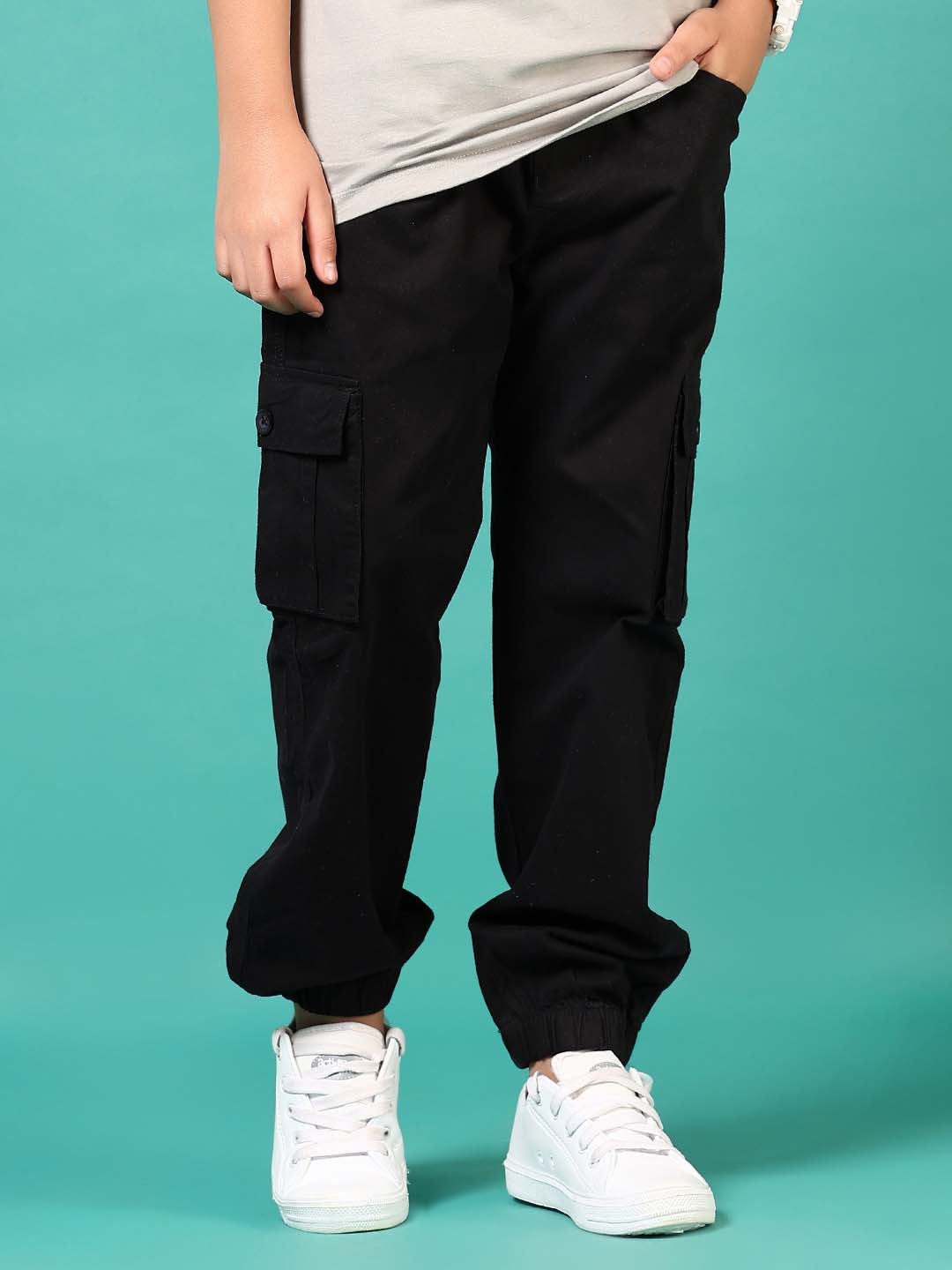 

V-Mart Boys Joggers Trousers, Black
