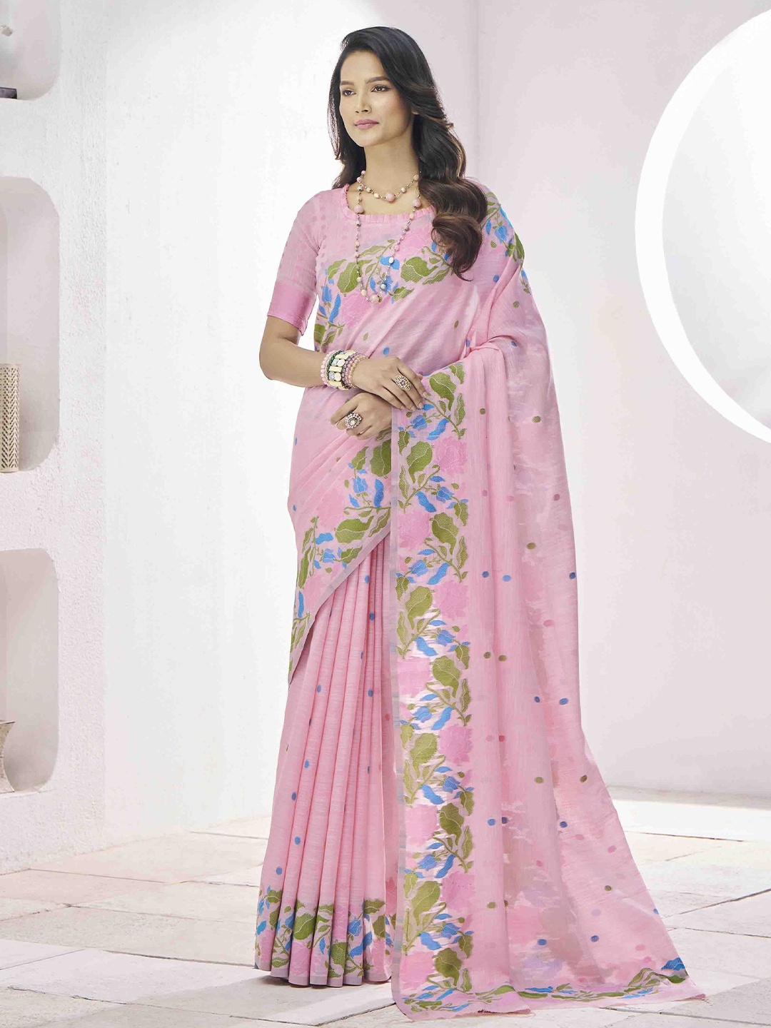 

DIVASTRI Woven Design Linen Blend Saree, Pink