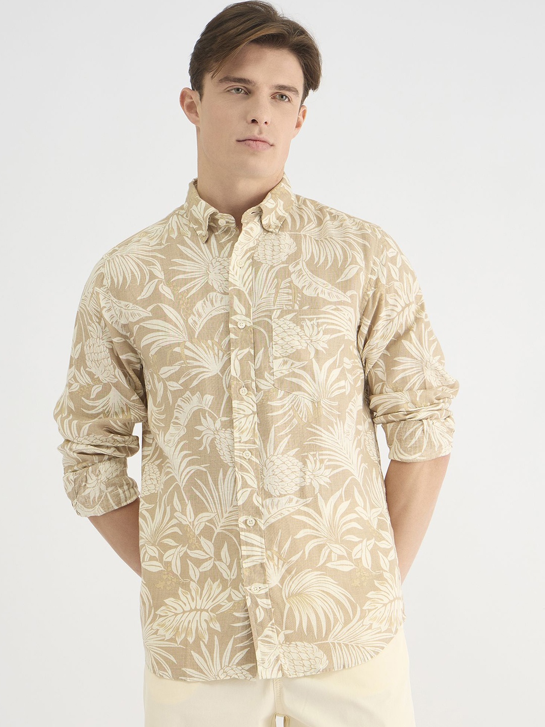 

GANT Men Botanical Print Linen Casual Shirt, Beige