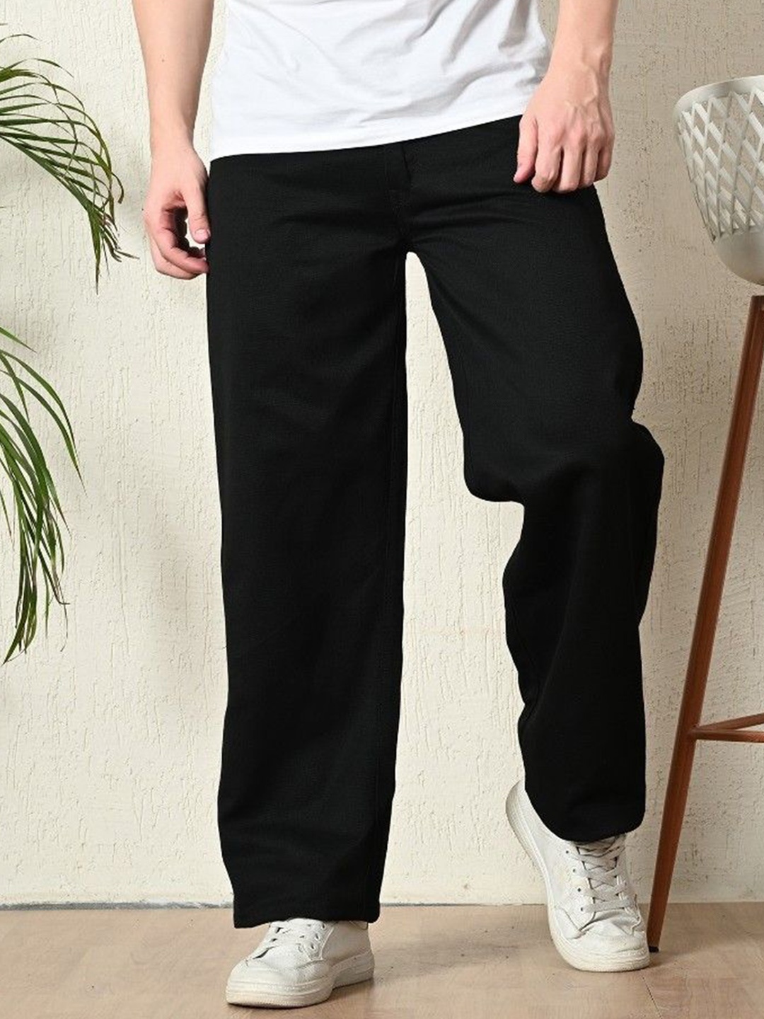 

Moda Rapido Men Classic Slash Knee Stretchable Jeans, Black