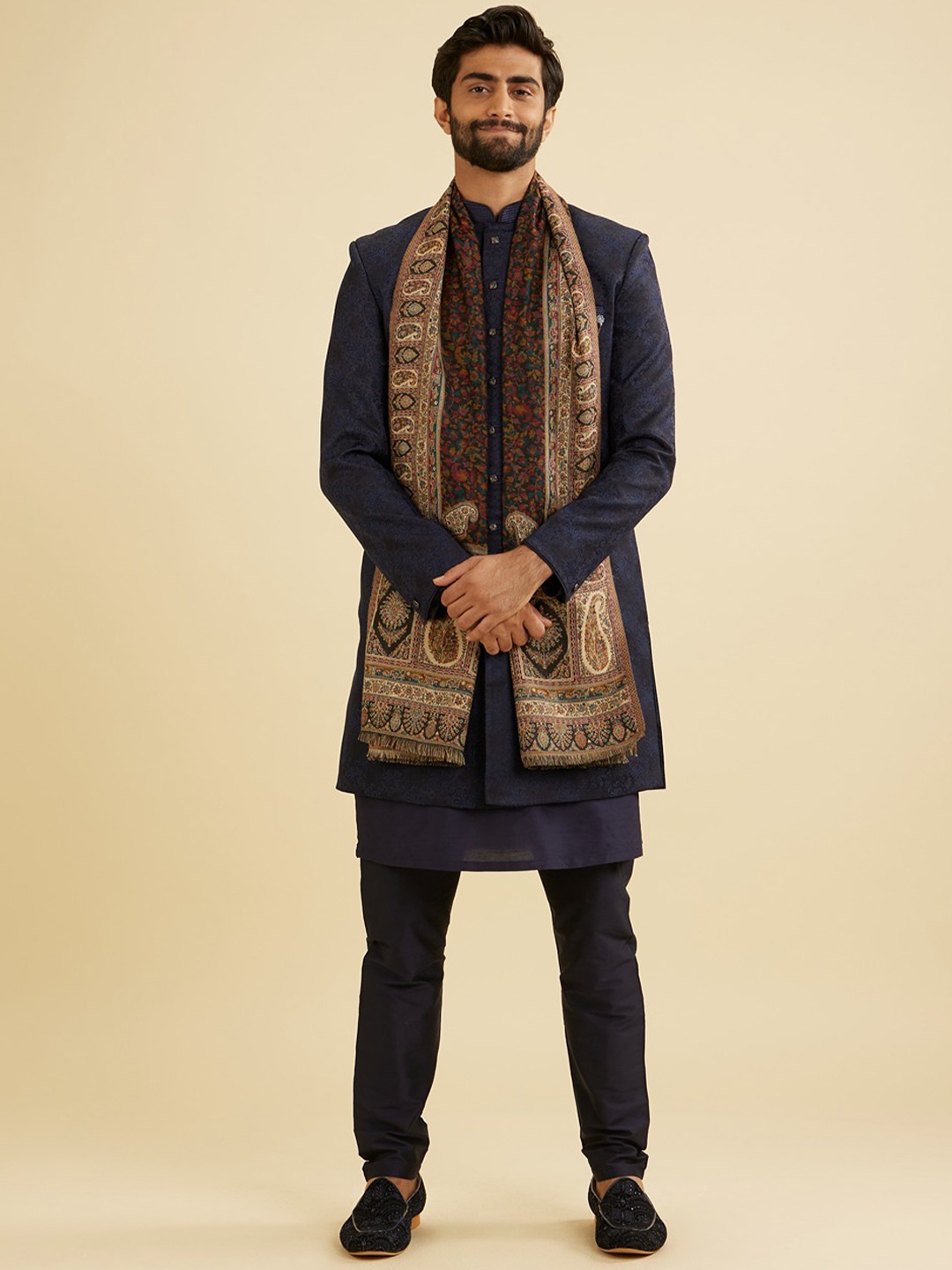 

Manyavar Men Paisley Printed Ebony Shawl, Beige