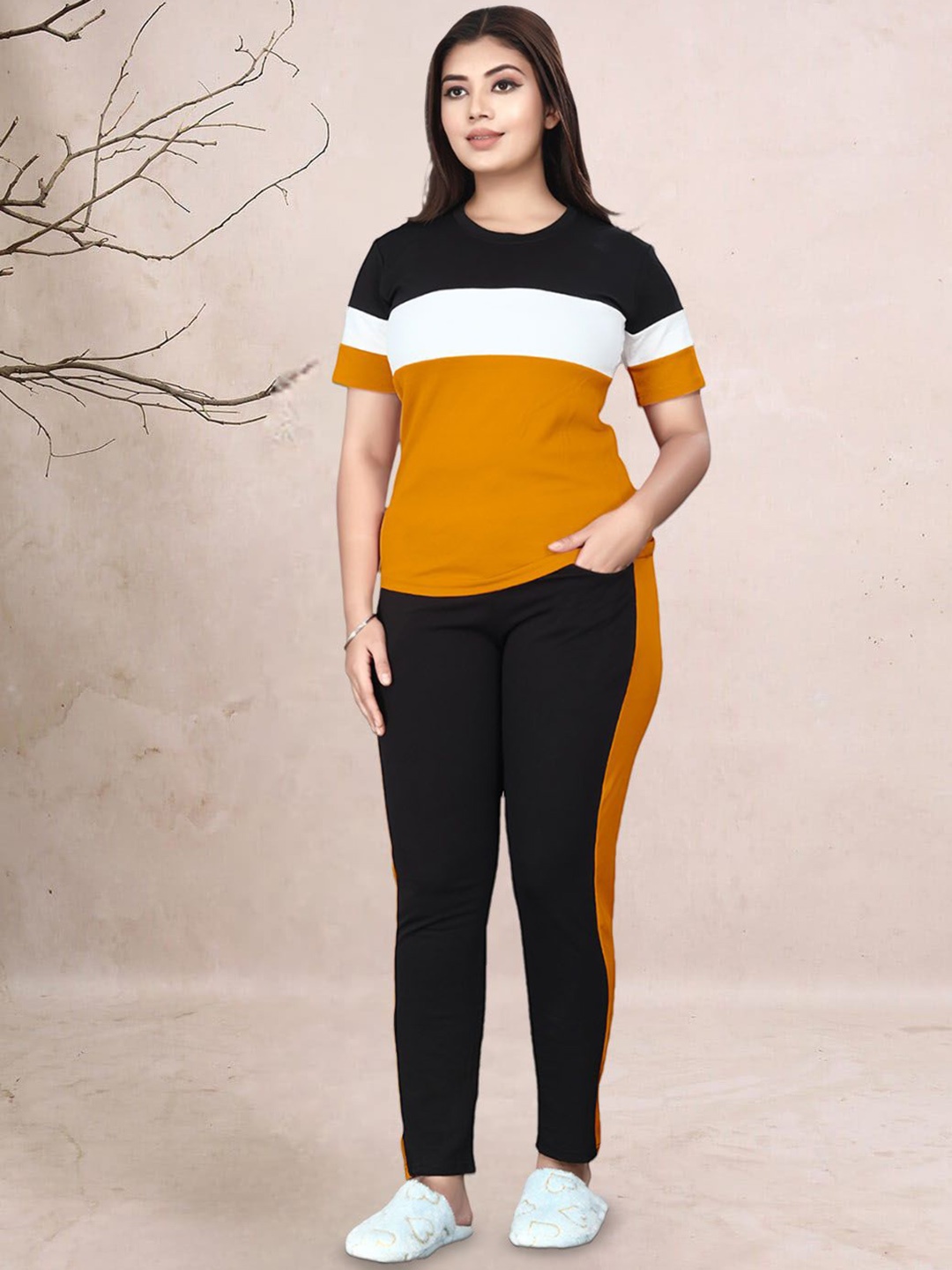 

DTR FASHION Round Neck T-Shirt With Trouser Co-Ords, Yellow