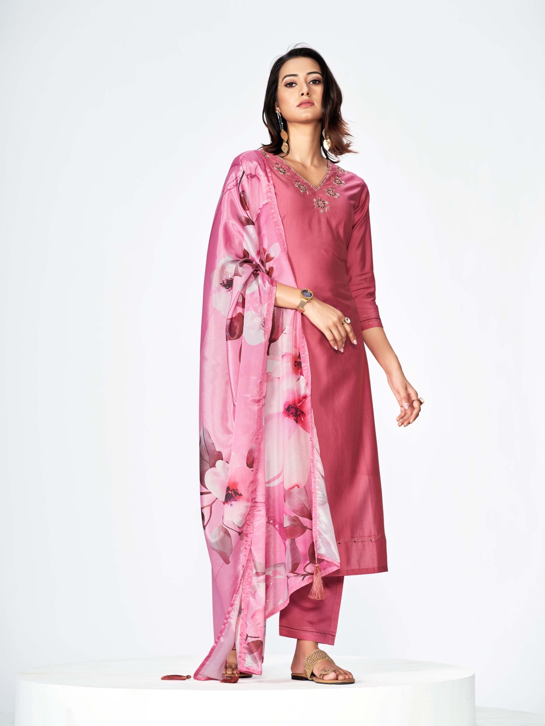 

ORUS Women Ethnic Motifs Embroidered Regular Thread Work Pure Silk Kurta with Trousers & With Dupatta, Pink