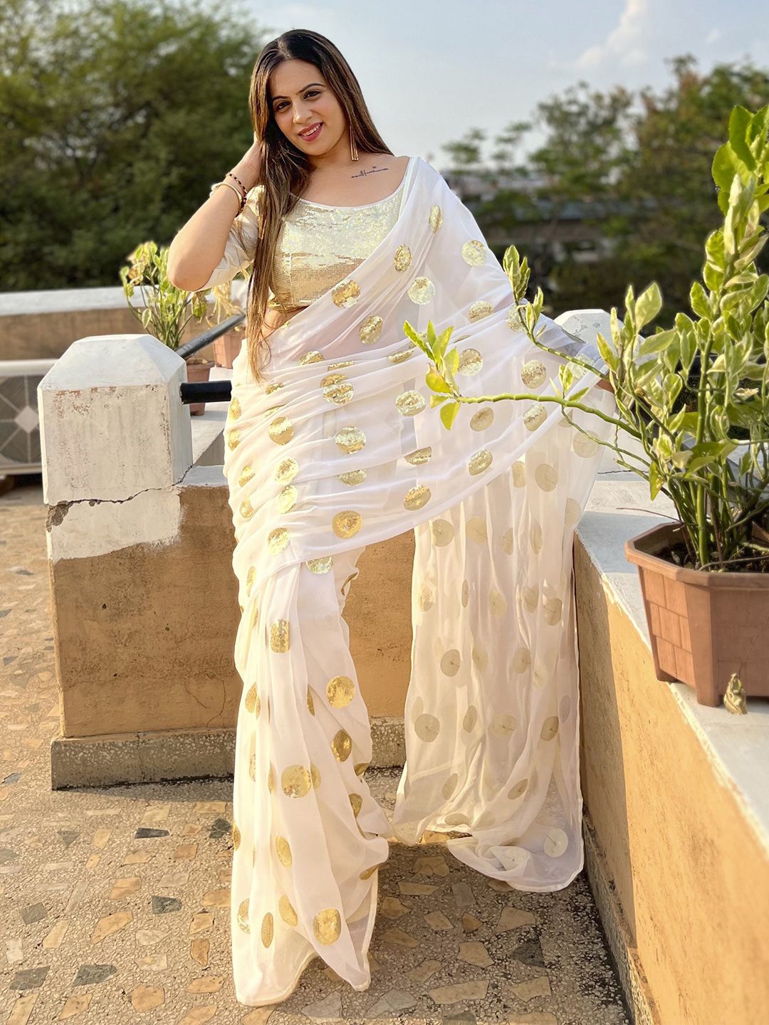 

Mitera Embellished Sequinned Poly Georgette Saree, White