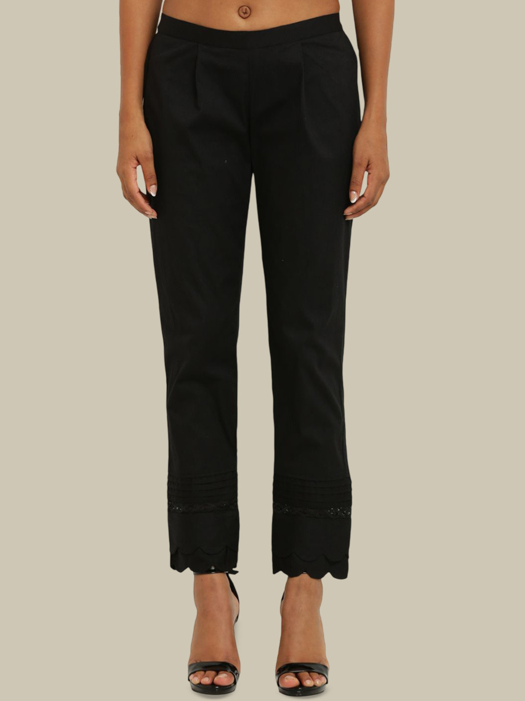 

Sellingsea Women Trousers, Black