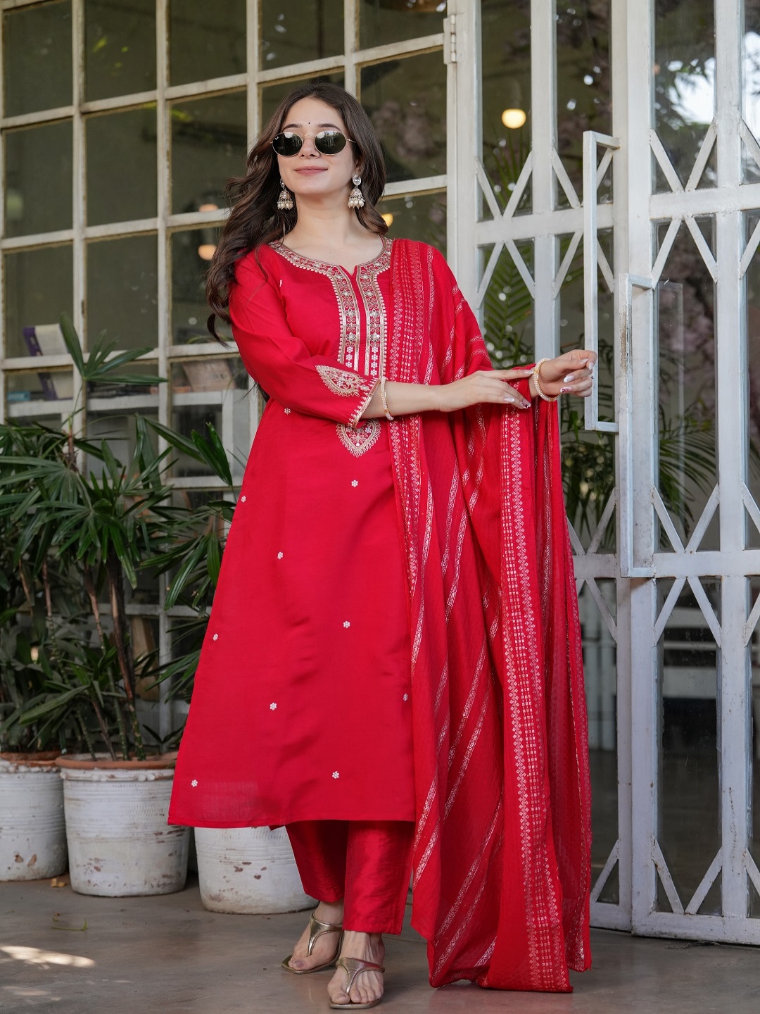 

ORUS Women Embroidered Regular Sequinned Chanderi Silk Kurta with Trousers & With Dupatta, Red