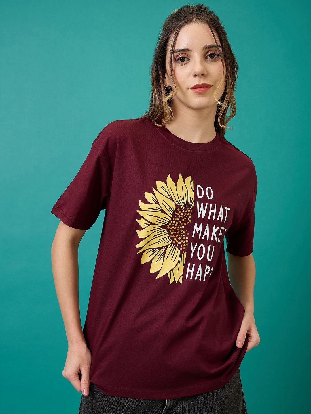

Mast & Harbour Women Printed Pockets T-shirt, Burgundy