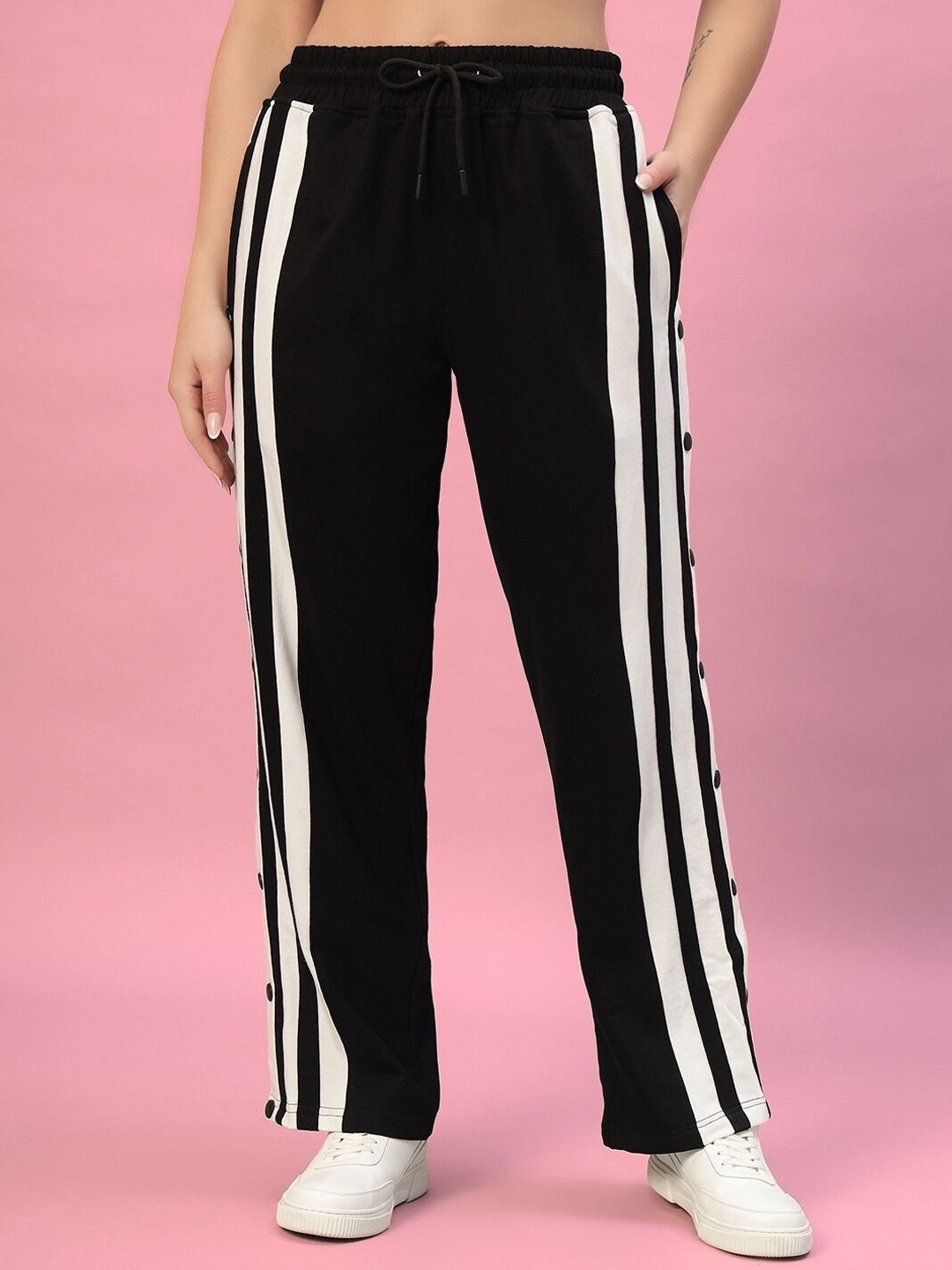 

WEARDUDS Women Relaxed-Fit Mid Rise Track Pant, Black