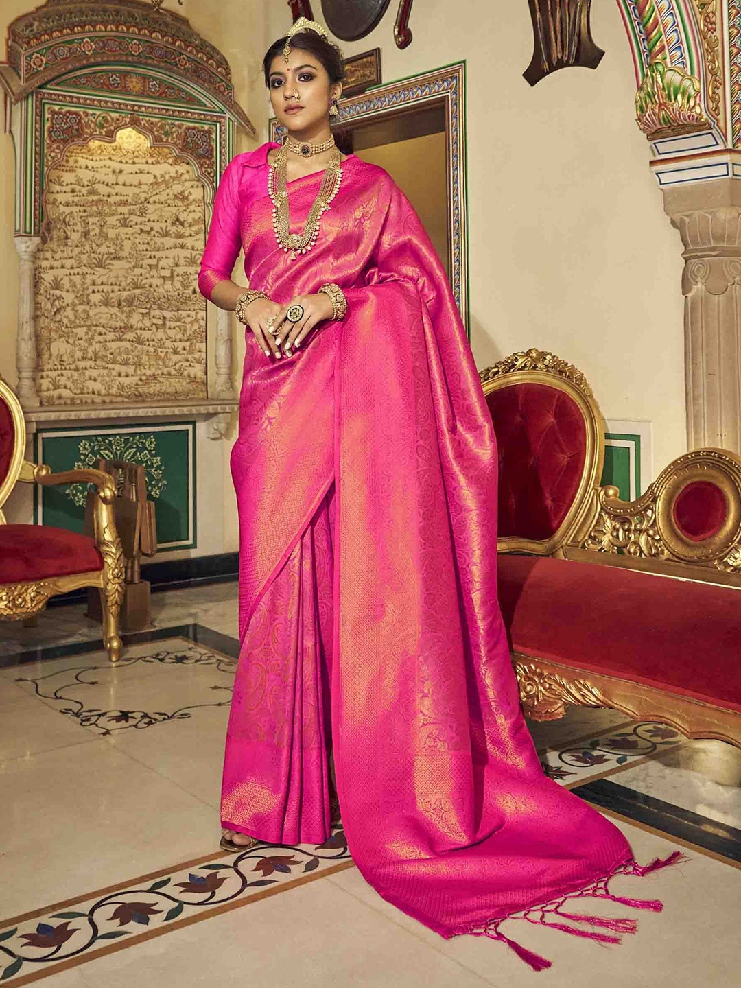 

KIMISHA Woven Design Zari Silk Blend Kanjeevaram Saree, Magenta