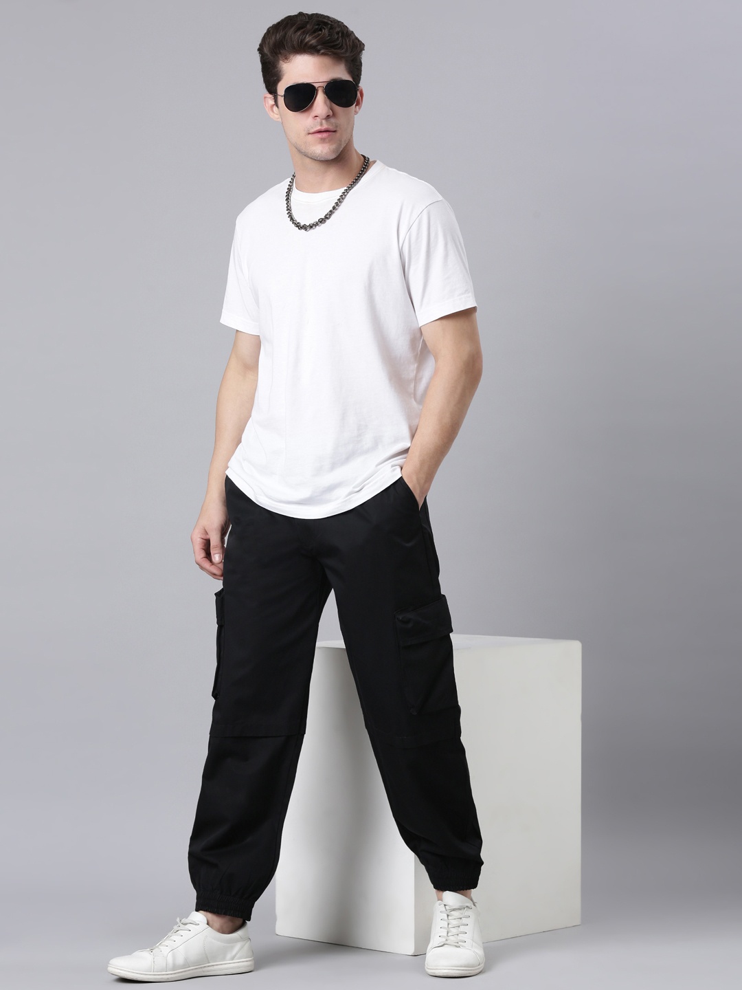 

CINOCCI Men Joggers Trousers, Black