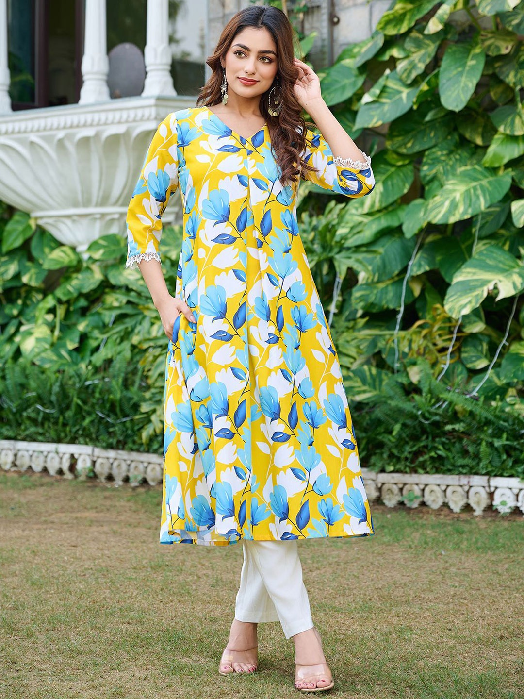 

Moda Rapido Women Floral Printed Regular Kurta with Trousers, Yellow