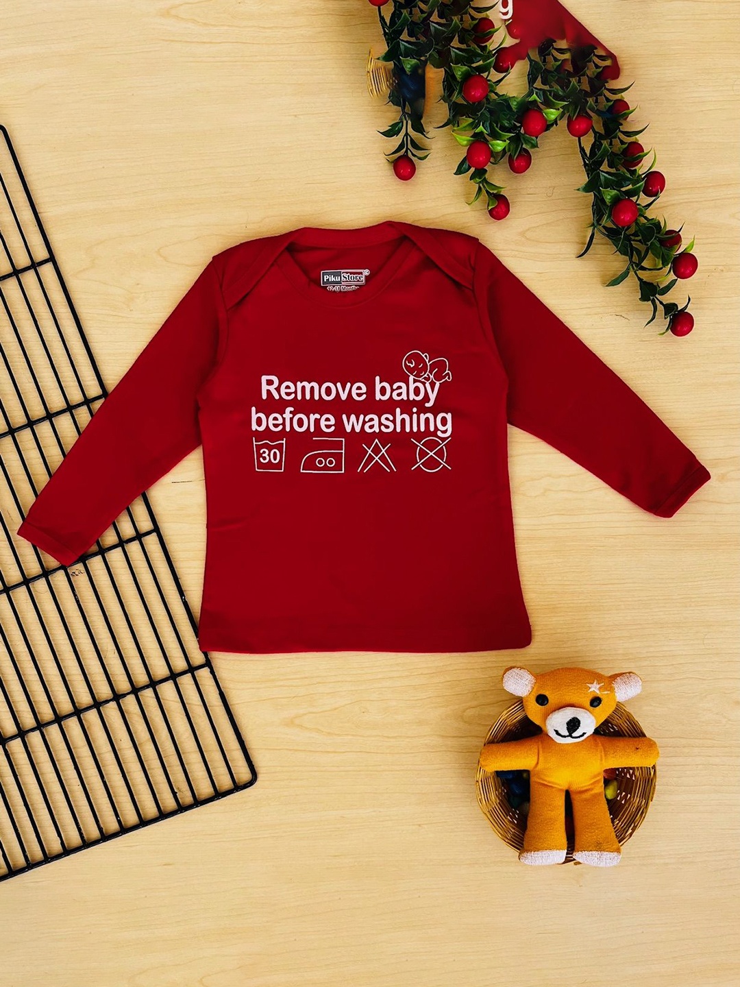 

Kidloo Kids Printed T-shirt, Red