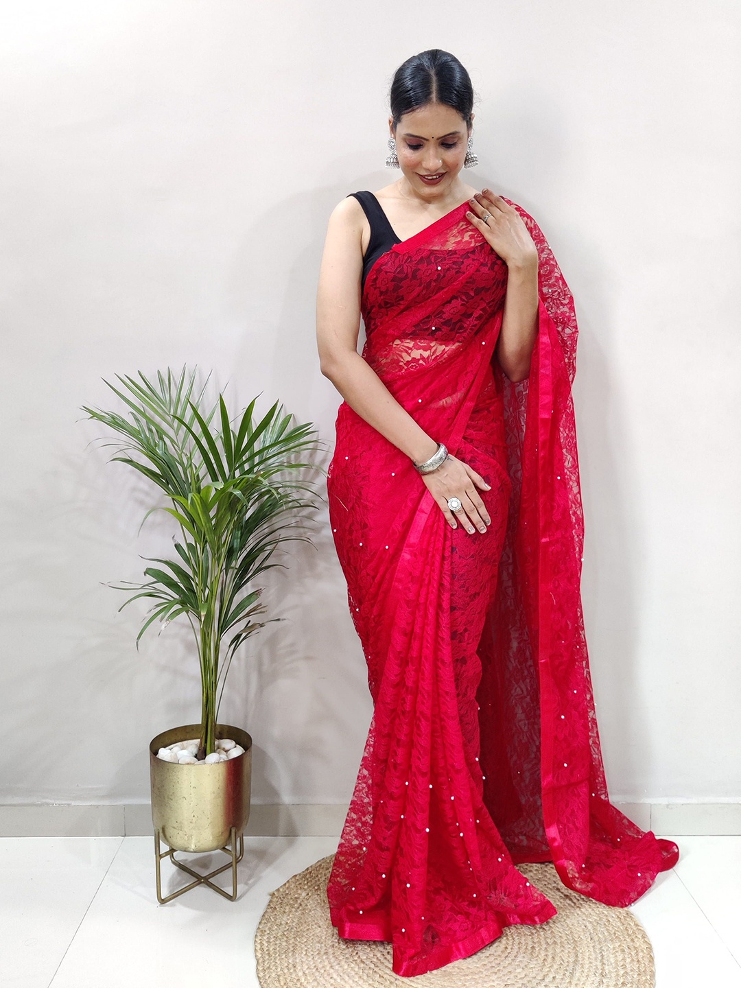 

HI FI NX Floral Net Saree, Red