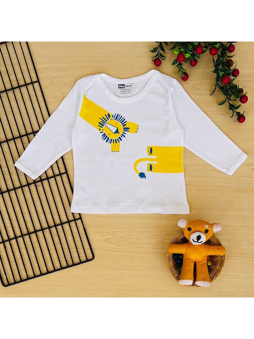

Kidloo Kids Printed Extended Sleeves T-shirt, White