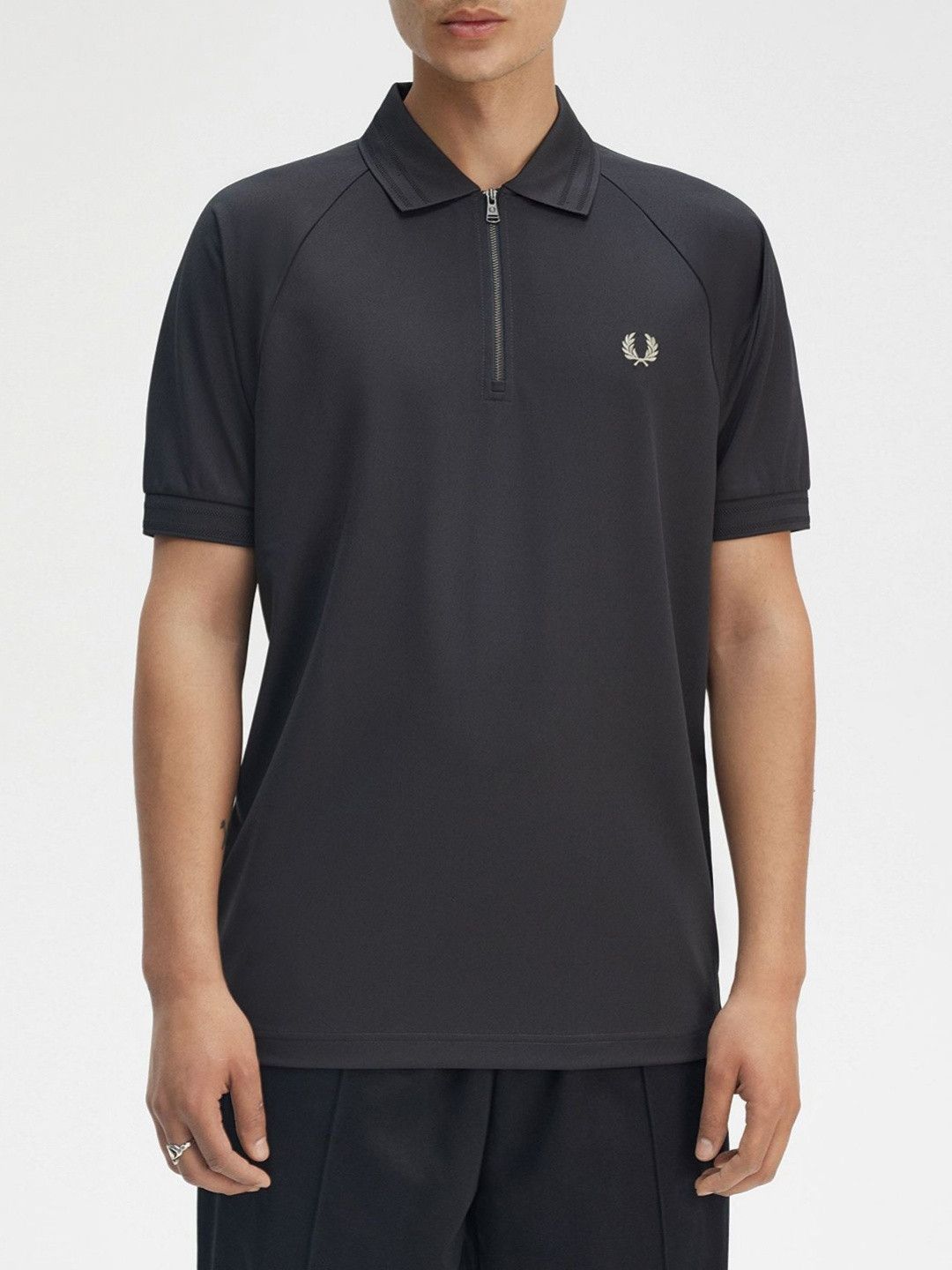 

Fred Perry Men Polo Collar Applique T-shirt, Grey
