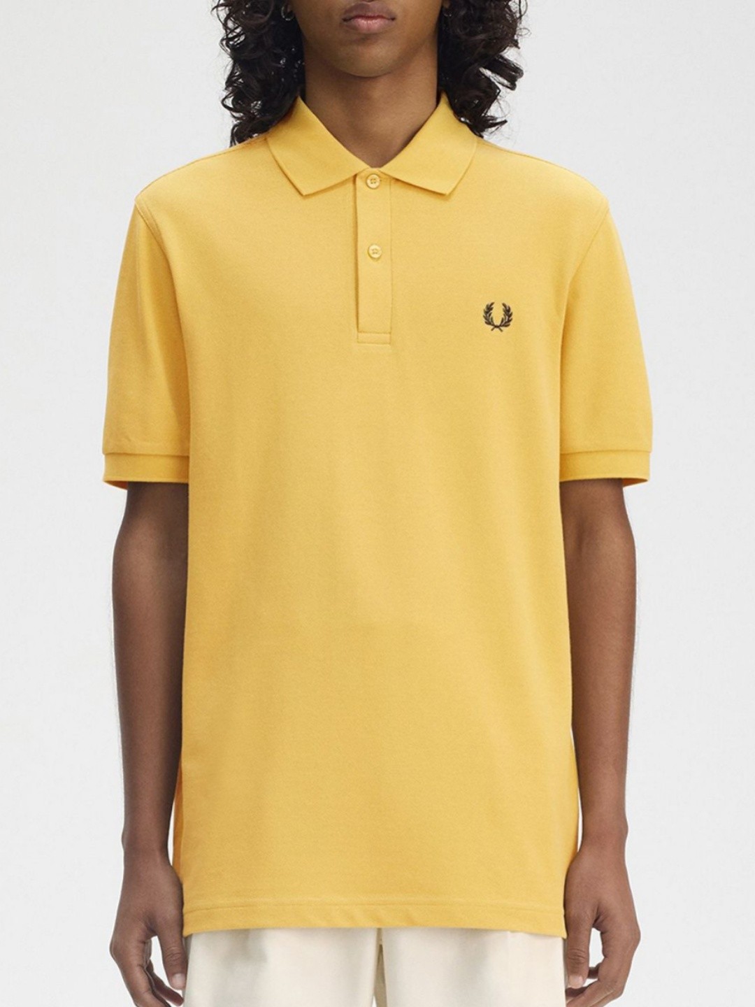 

Fred Perry Men Polo Collar T-shirt, Yellow