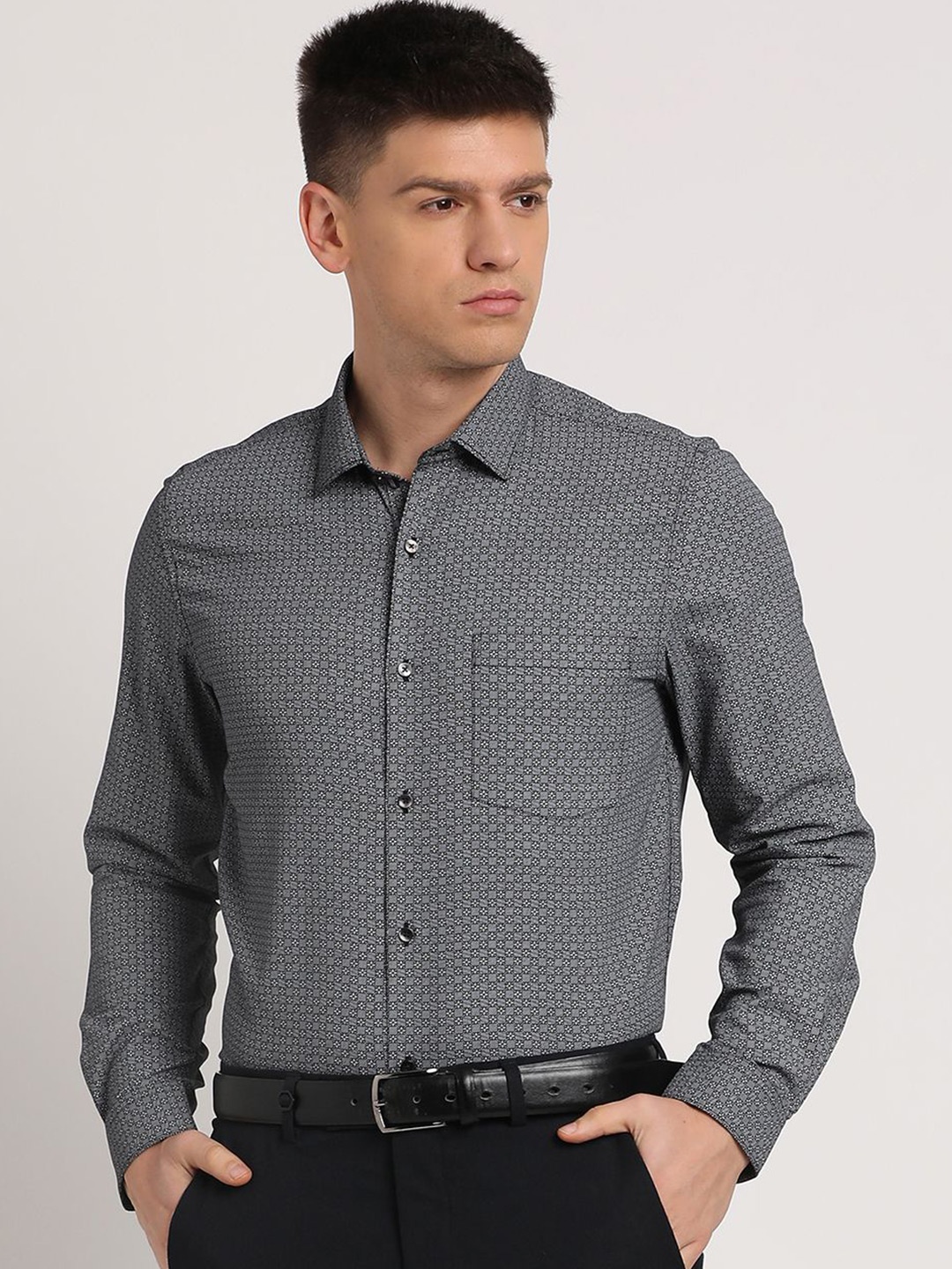 

Turtle Men Standard Opaque Printed Formal Shirt, Grey