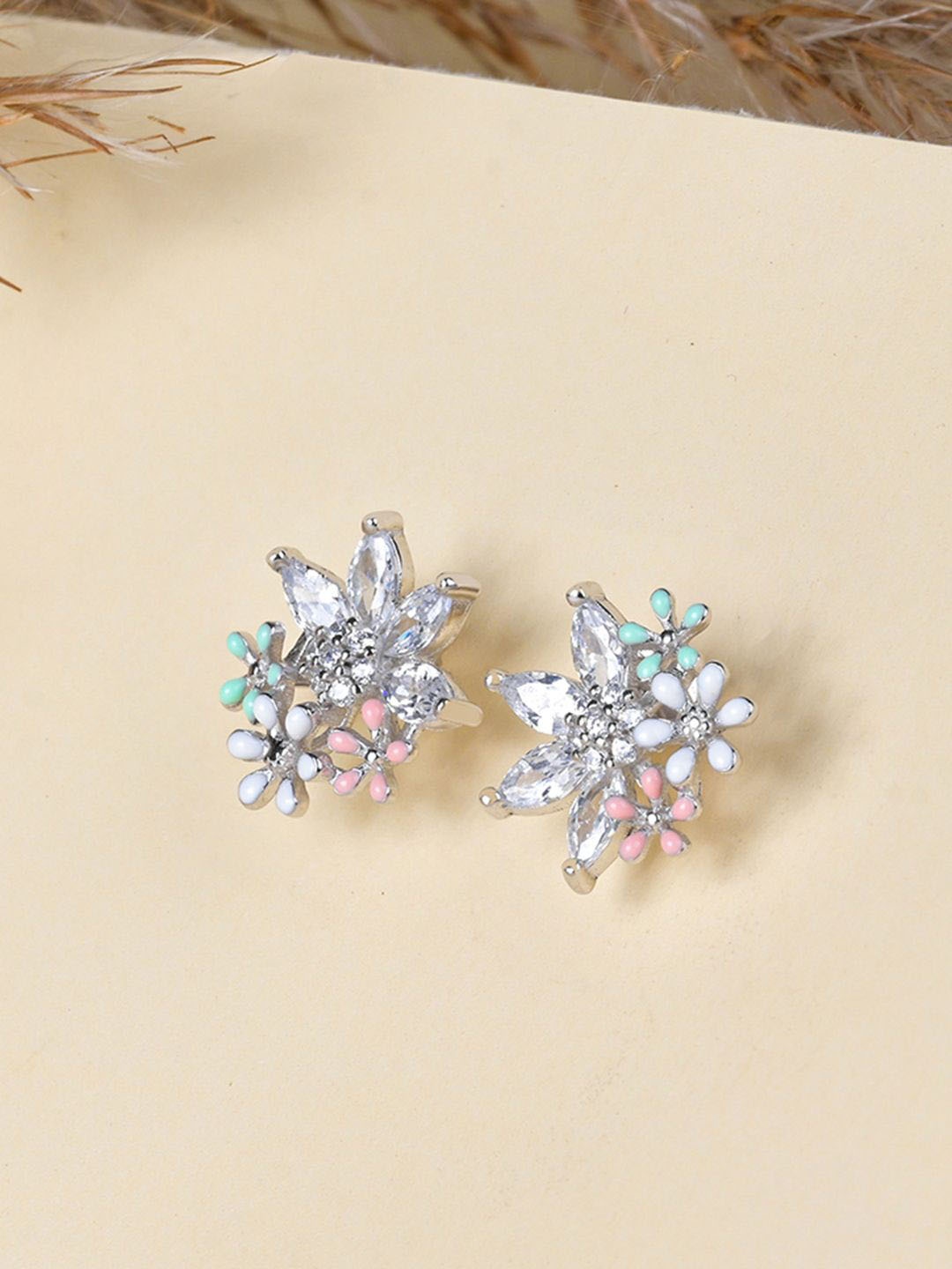 

TOUCH925 925 Silver Cubic Zirconia Studded Floral Shaped Bloom Petal Studs