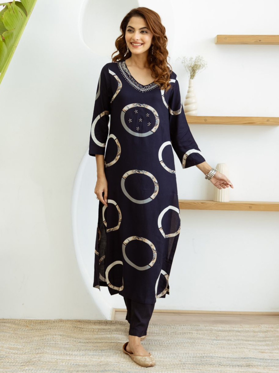 

Sindh Fashion Women Printed Regular Beads and Stones Kurta with Trousers, Navy blue