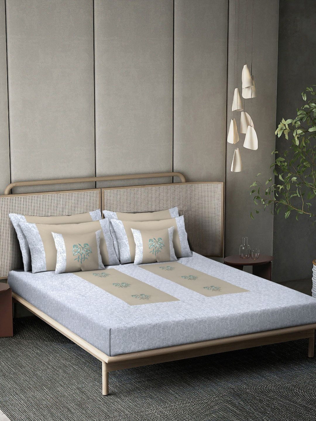 

Myntra Elegant Homes Beige Printed 400 TC Pure Cotton King Bedsheet Set 2.70 m x 2.70 m