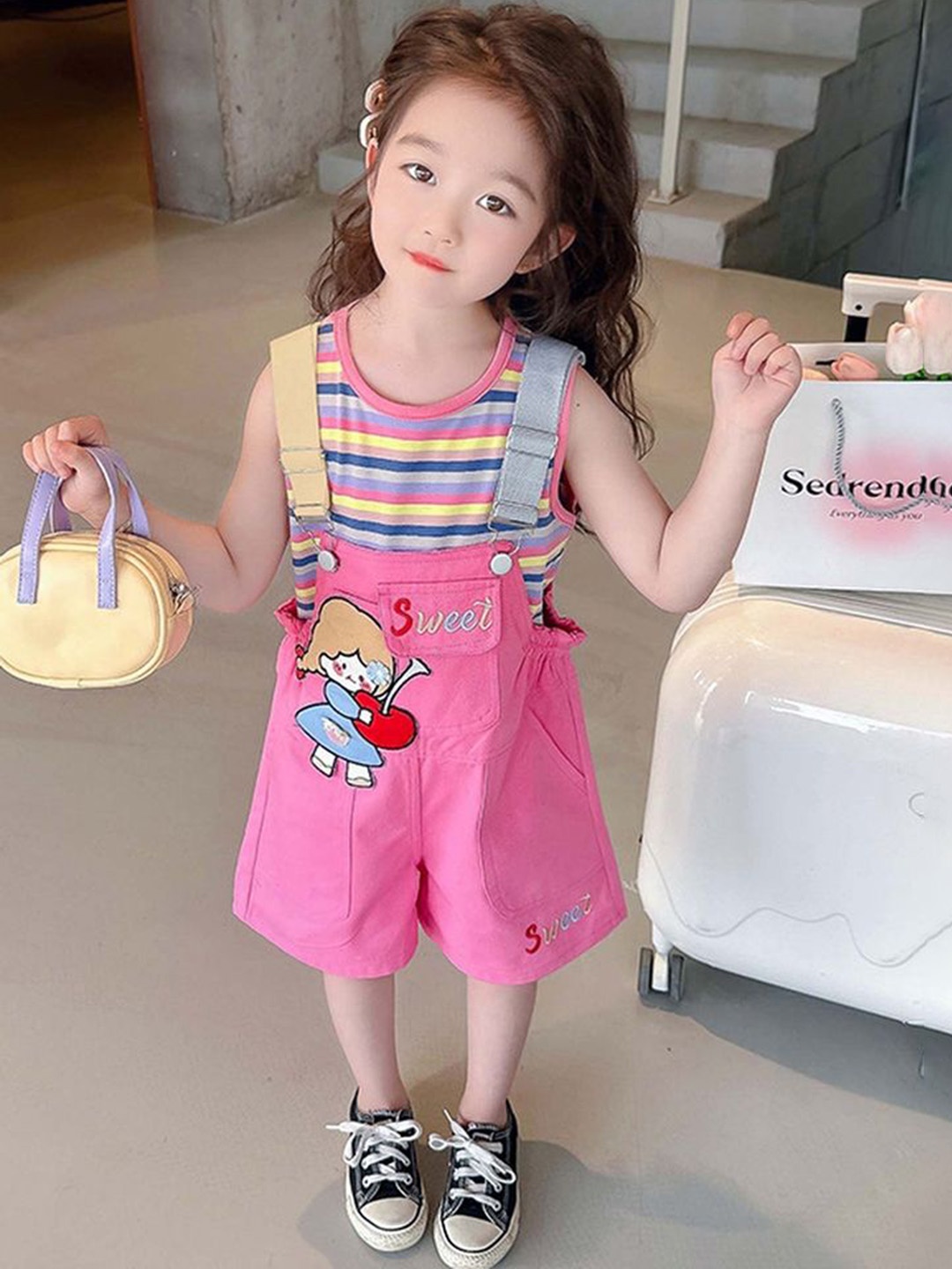 

LULU & SKY Girls Printed Cotton Dungaree With T-Shirt, Pink