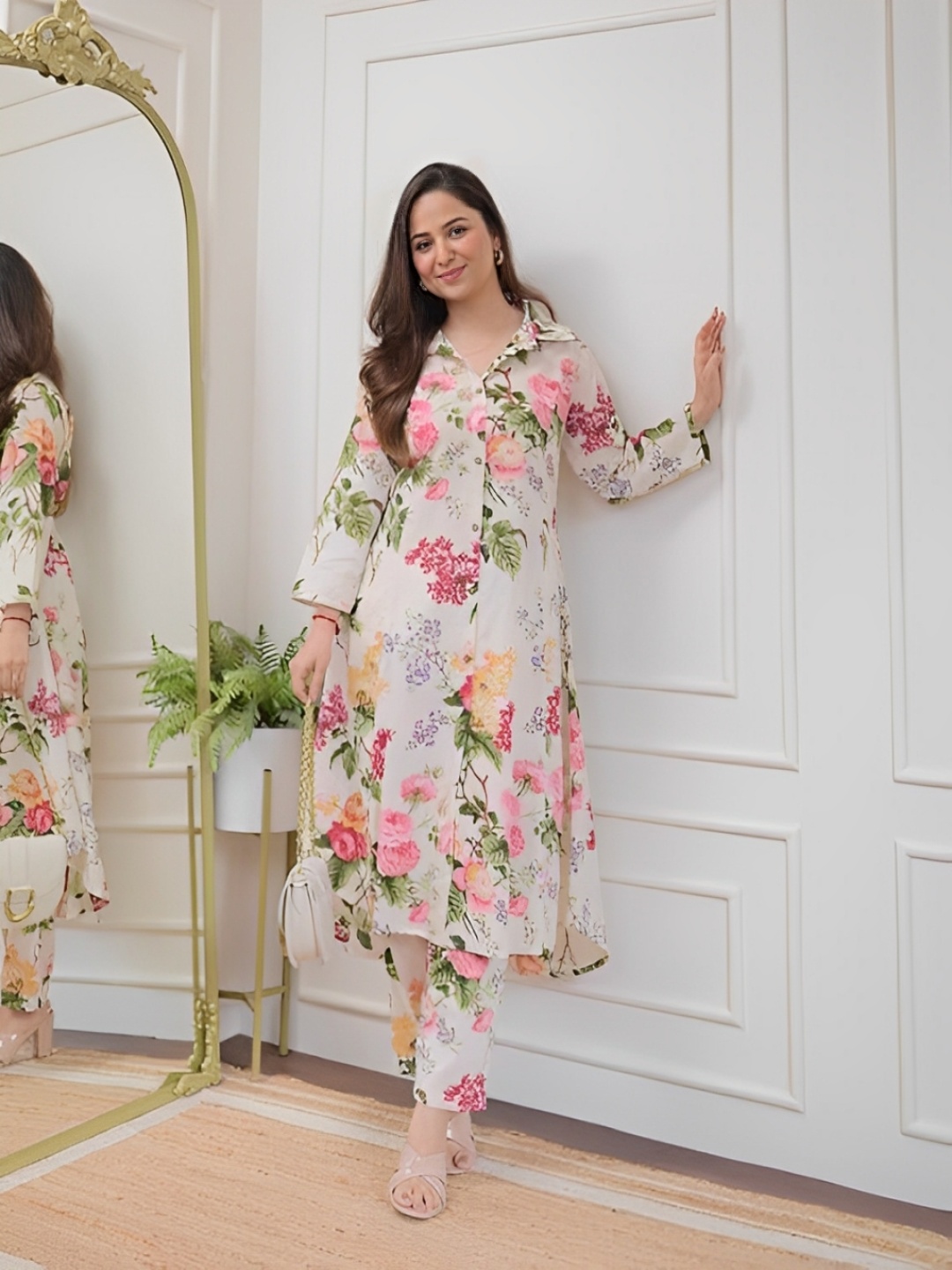

Moda Rapido Women Floral Printed Regular Pure Cotton Kurta with Trousers & With Dupatta, Off white