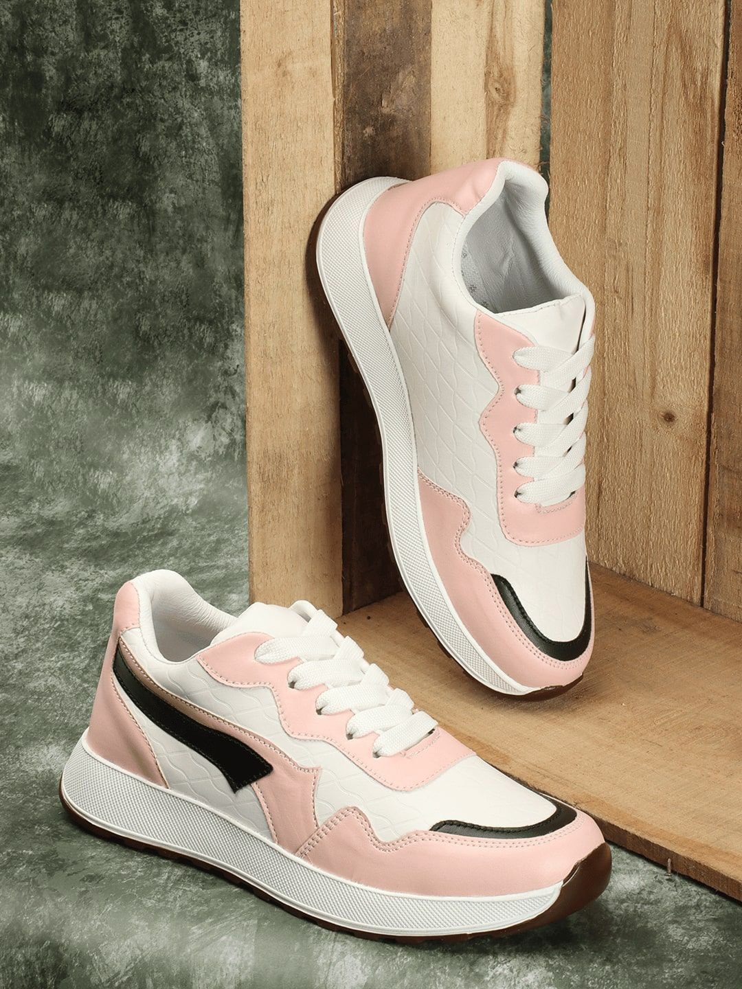 

X XIOTA Women Textured Sneakers, Pink
