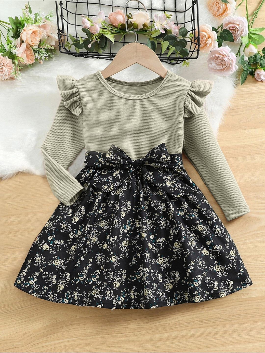

BAESD Floral Print Flutter Sleeve A-Line Dress, Green