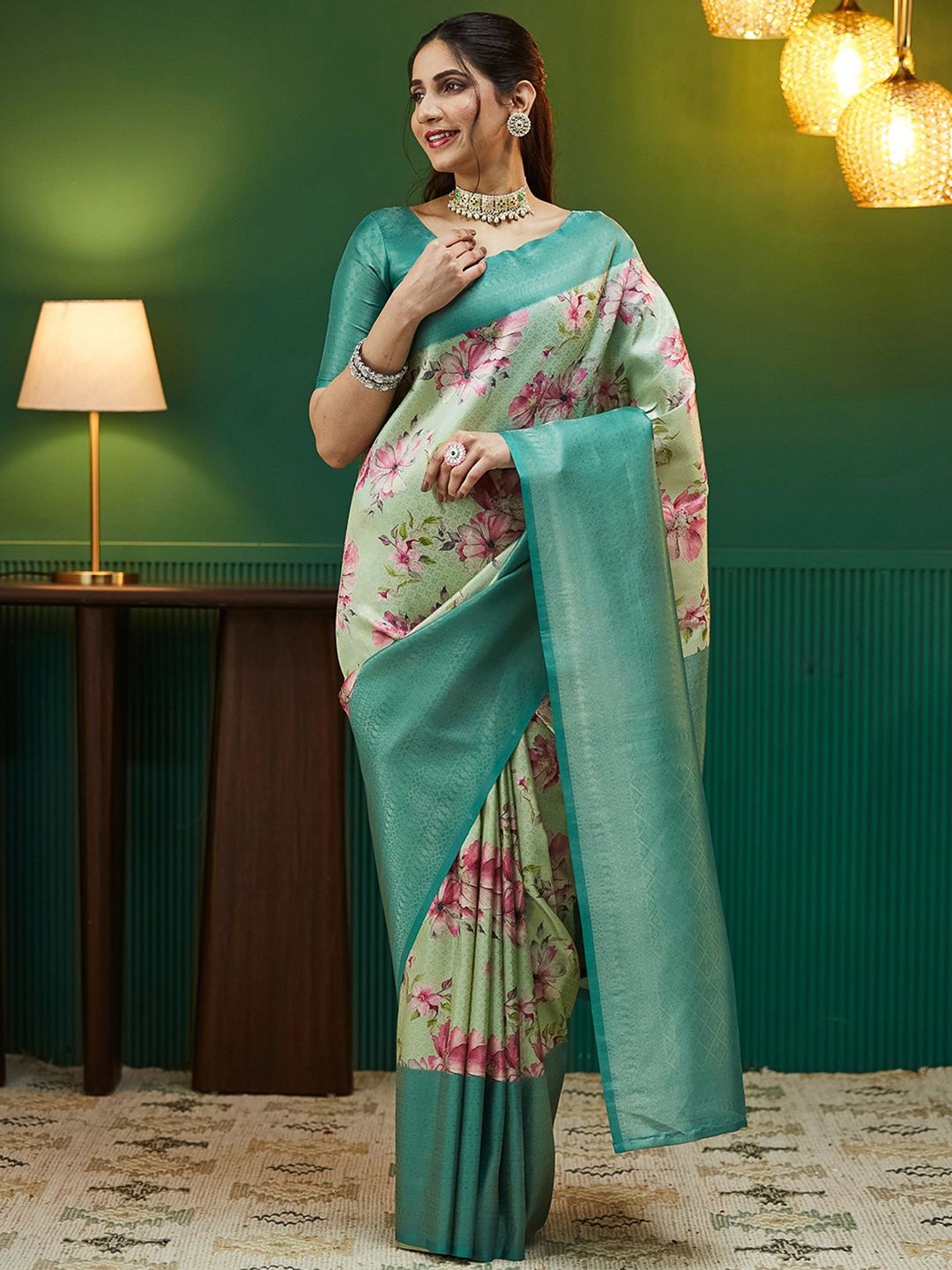

Satrani Floral Zari Pure Silk Chanderi Saree, Green