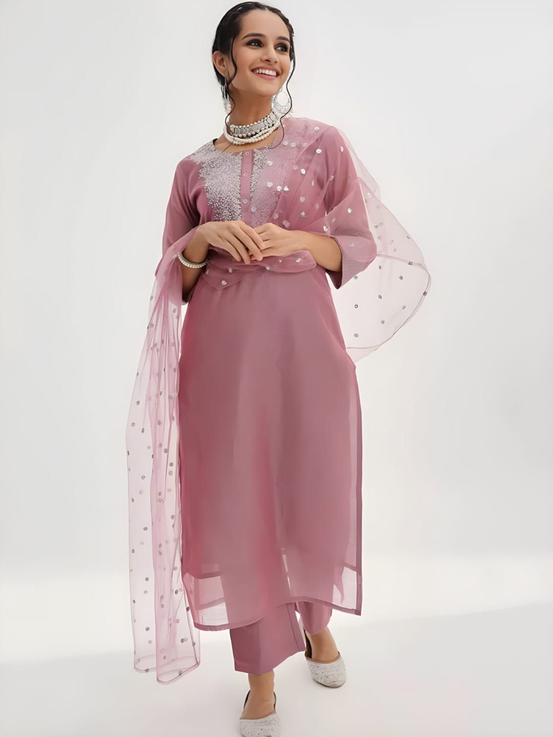 

Moda Rapido Women Floral Embroidered Regular Chanderi Silk Kurti with Trousers & With Dupatta, Peach