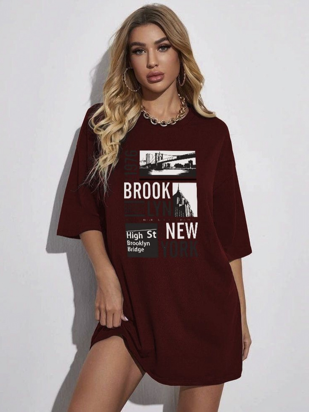 

SZN Women Printed Applique T-shirt, Maroon