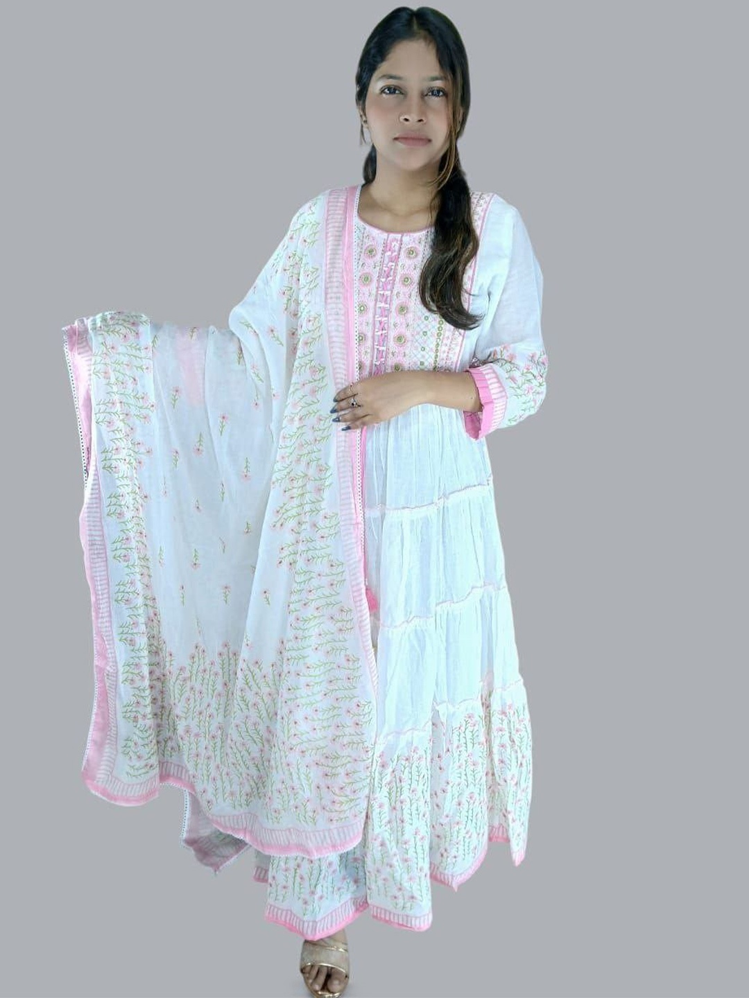

Skinsi Ethnic Motifs Print Maxi Dress, White