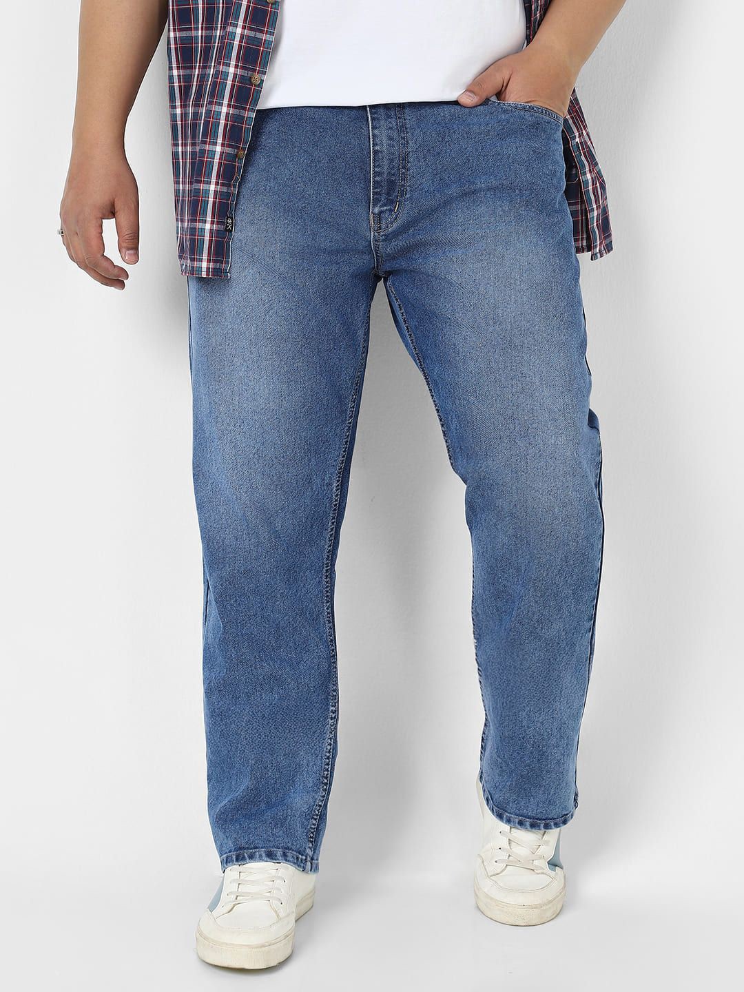 

Urbano Plus Men's Blue Straight Fit Heavy Washed Jeans Stretchable