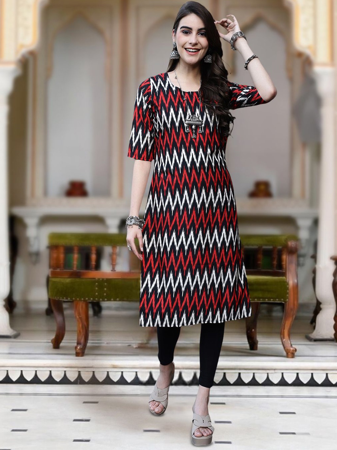 

Moda Rapido Chevron Printed Round Neck Straight Kurta, Black