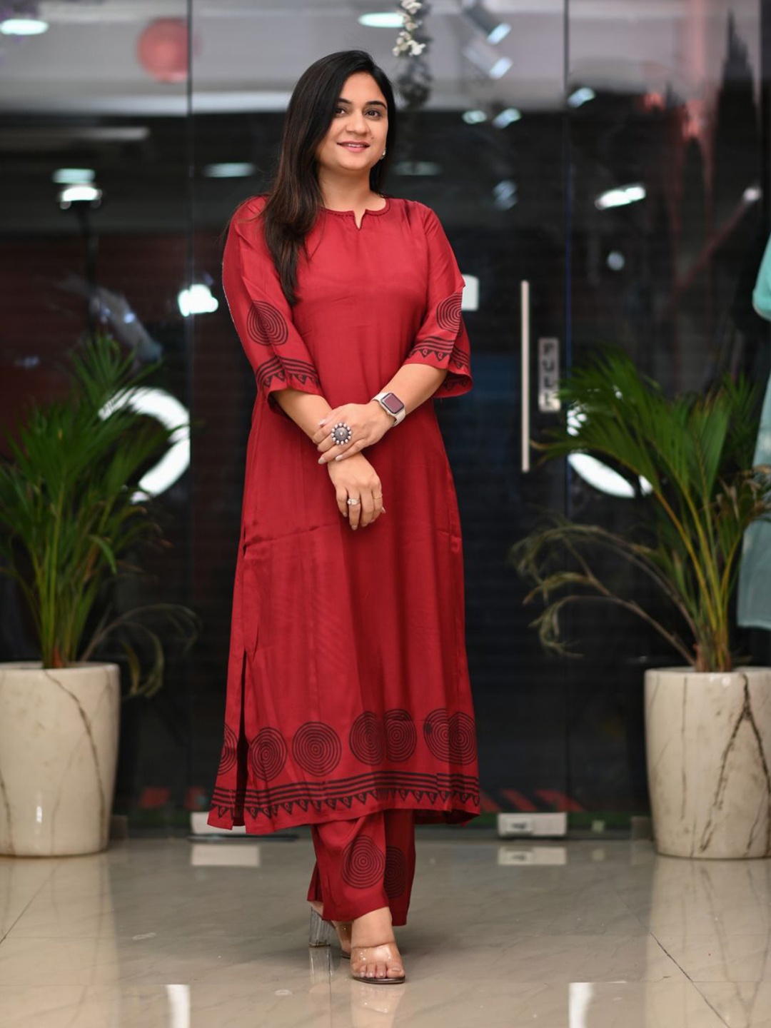 

GoSriKi Women Printed Regular Kurta with Palazzos, Red