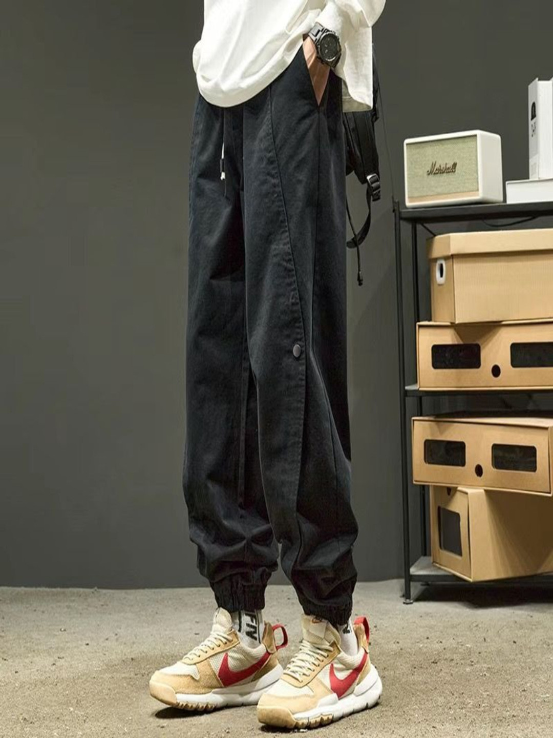 

HERE&NOW Men Joggers Trousers, Black