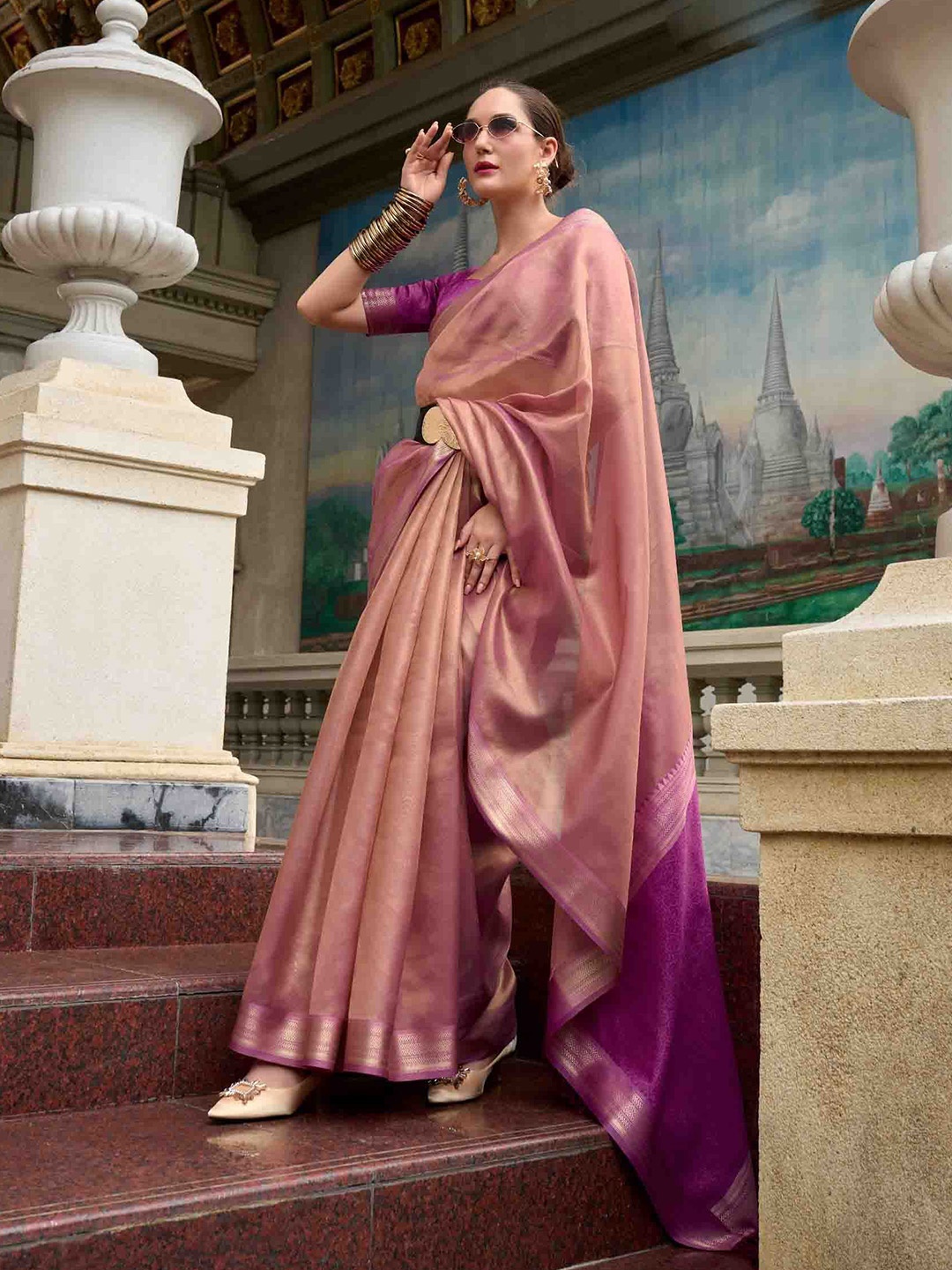 

DIVASTRI Zari Linen Blend Saree, Peach