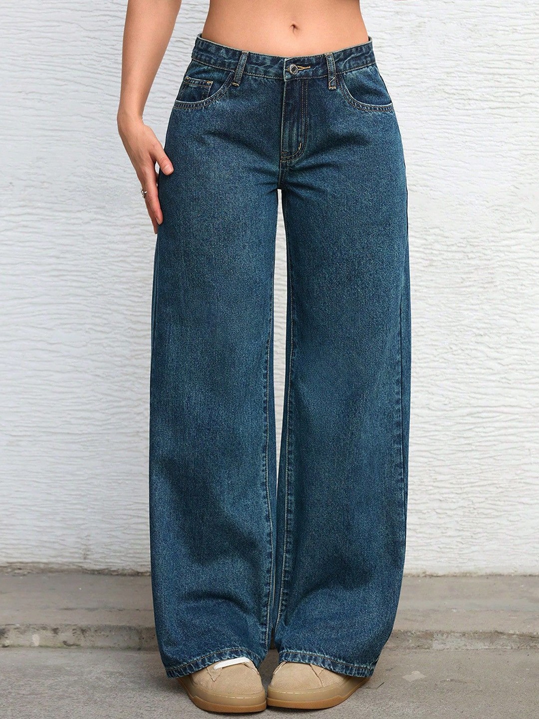 

DressBerry Women Comfort Straight Fit High-Rise Light Fade Acid Wash Stretchable Jeans, Navy blue