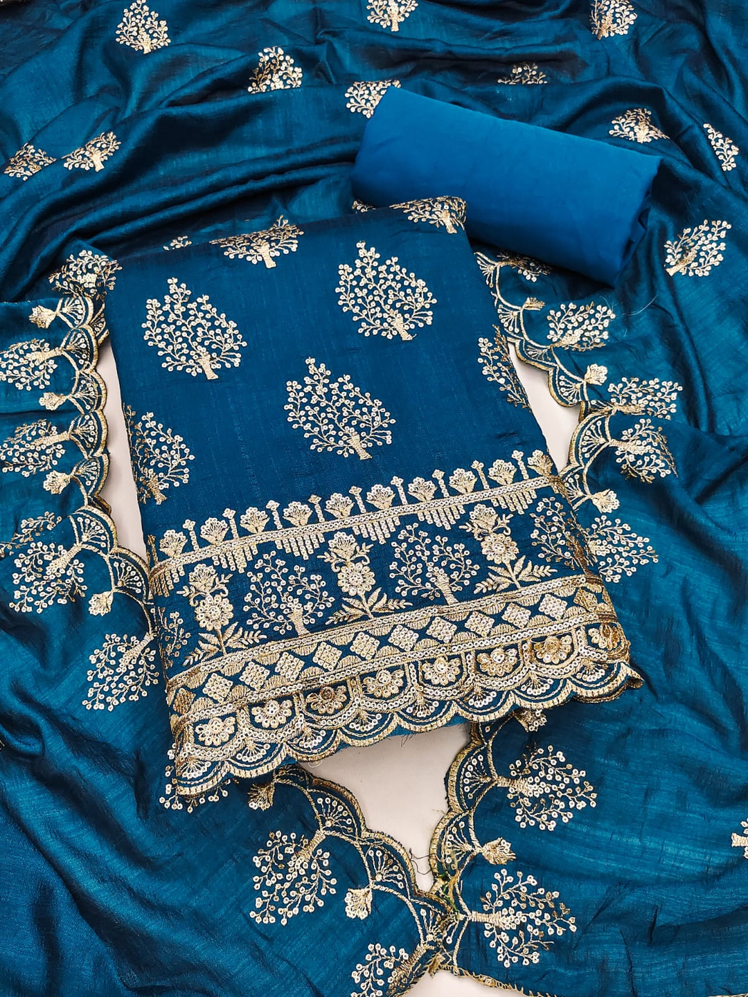 

SWARNGANGA TEX Floral Embroidered Sequinned Georgette Unstitched Dress Material, Blue