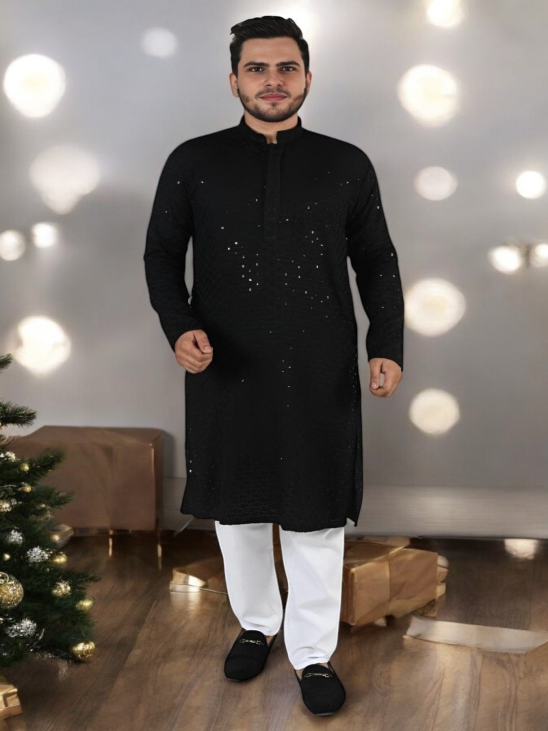 

Atly Men Embroidered Regular Sequinned Kurta with Pyjamas, Black