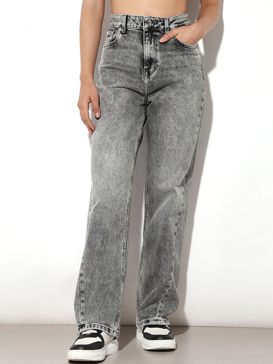 

ONLY Women Straight Fit High-Rise Heavy Fade Acid Wash Stretchable Jeans, Grey